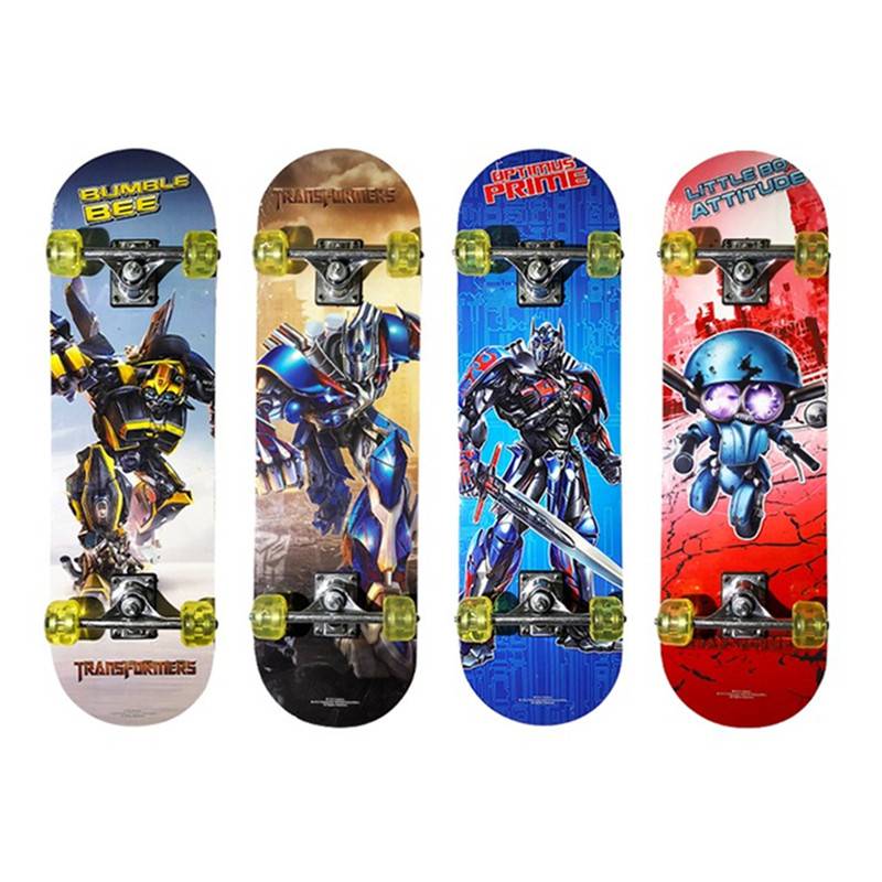 变形金刚儿童滑板四轮双翘板入门初学者5-14岁男孩木制玩具活力板